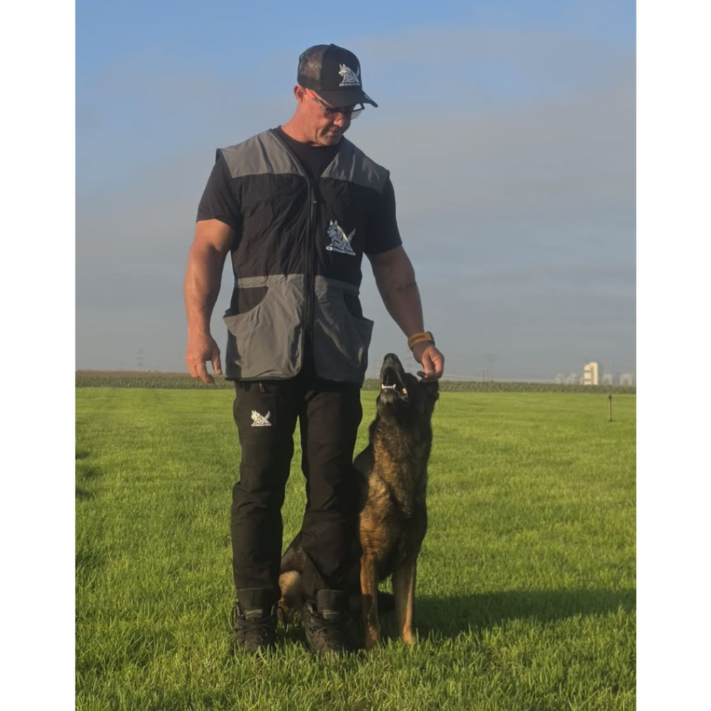 Жилеты от компании K9 INDUSTRIES из ткани Dri-Fit