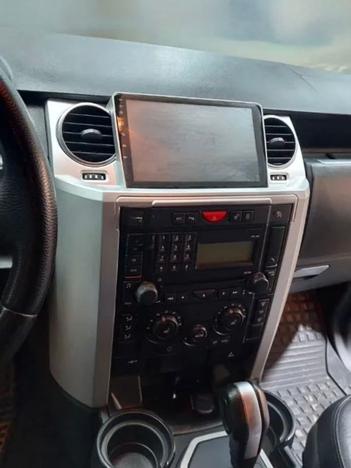 Магнитола для Land Rover Discovery 3 2005-2009 (прямые углы) - Teyes CC3 Android 10, Быстрая, CarPlay, SIM-слот