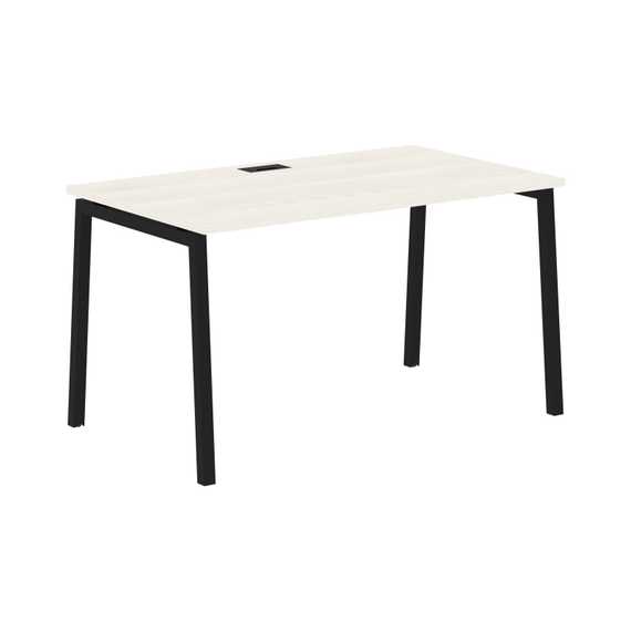 Стол прямой ELST 1380  1360х800х750 EDIS