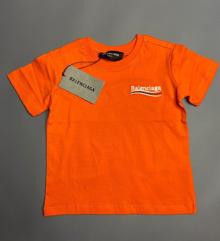 Футболка Balenciaga