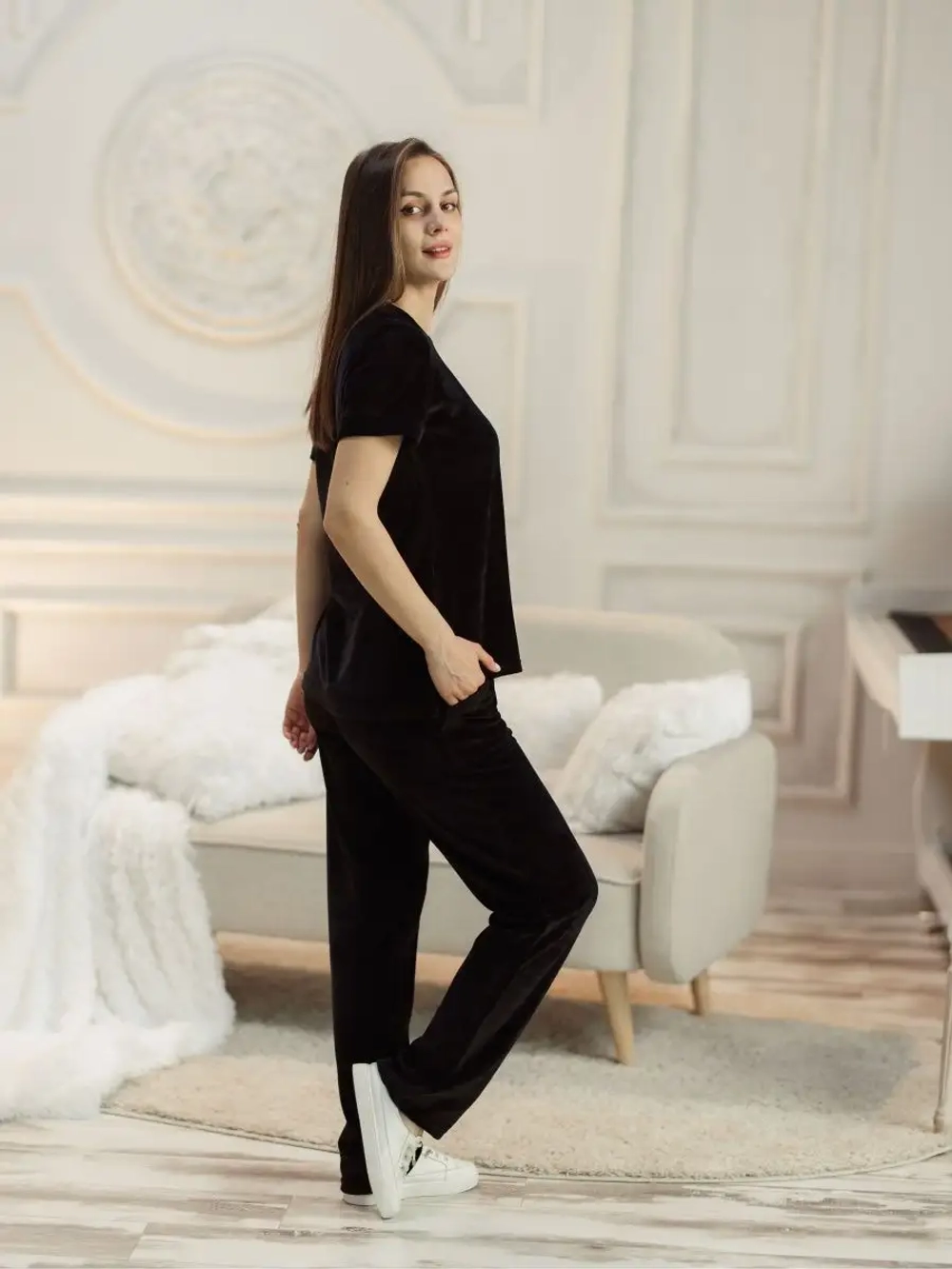 Костюм велюровый спортивный для дома