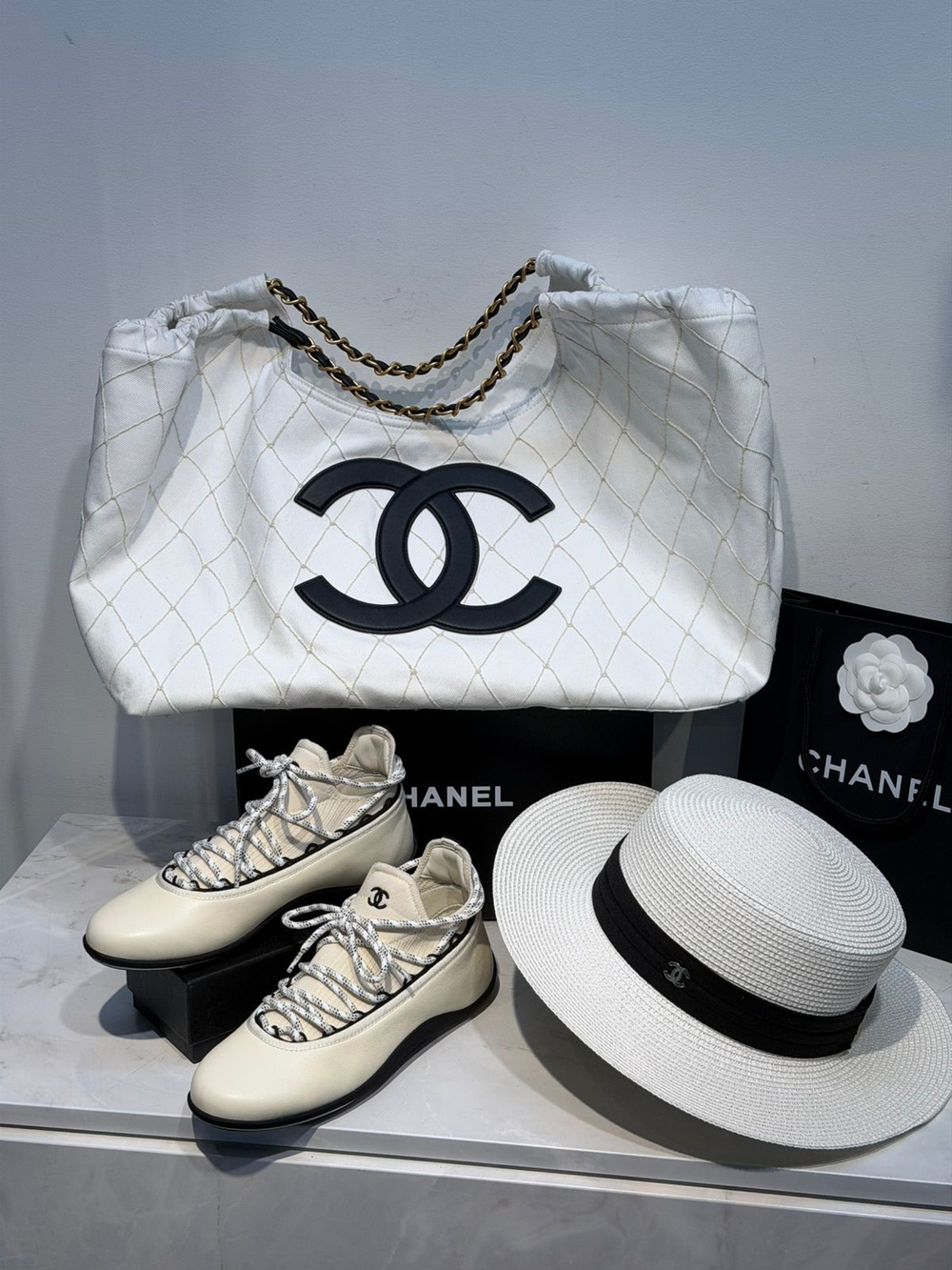 Кроссовки Chanel