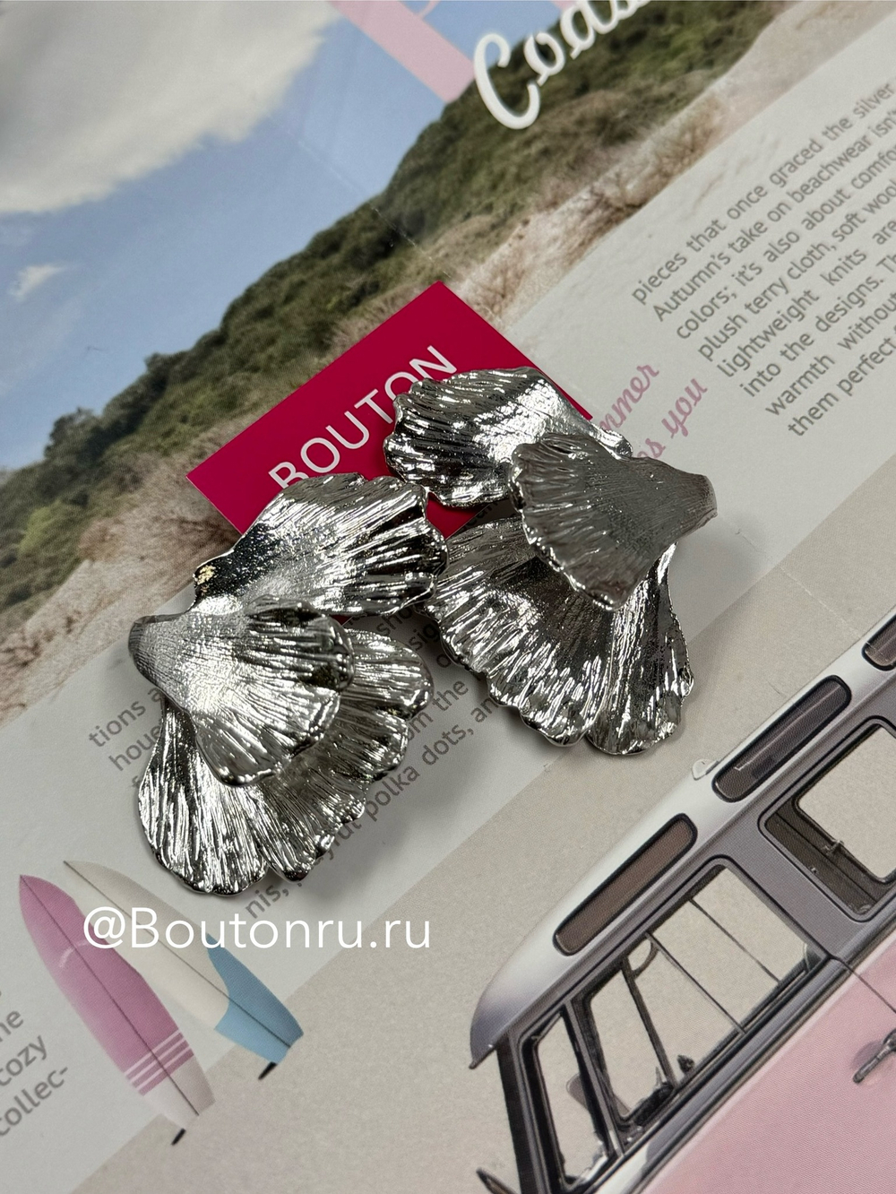 Серьги серебристые изогнутые "Листья Гинкго"