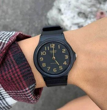 Наручные часы Casio MW-240-1B2VDF