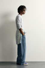 ФУТБОЛКА С ДЛИННЫМИ РУКАВАМИ И НАШИВКОЙ FRUIT OF THE LOOM™ — ZARA