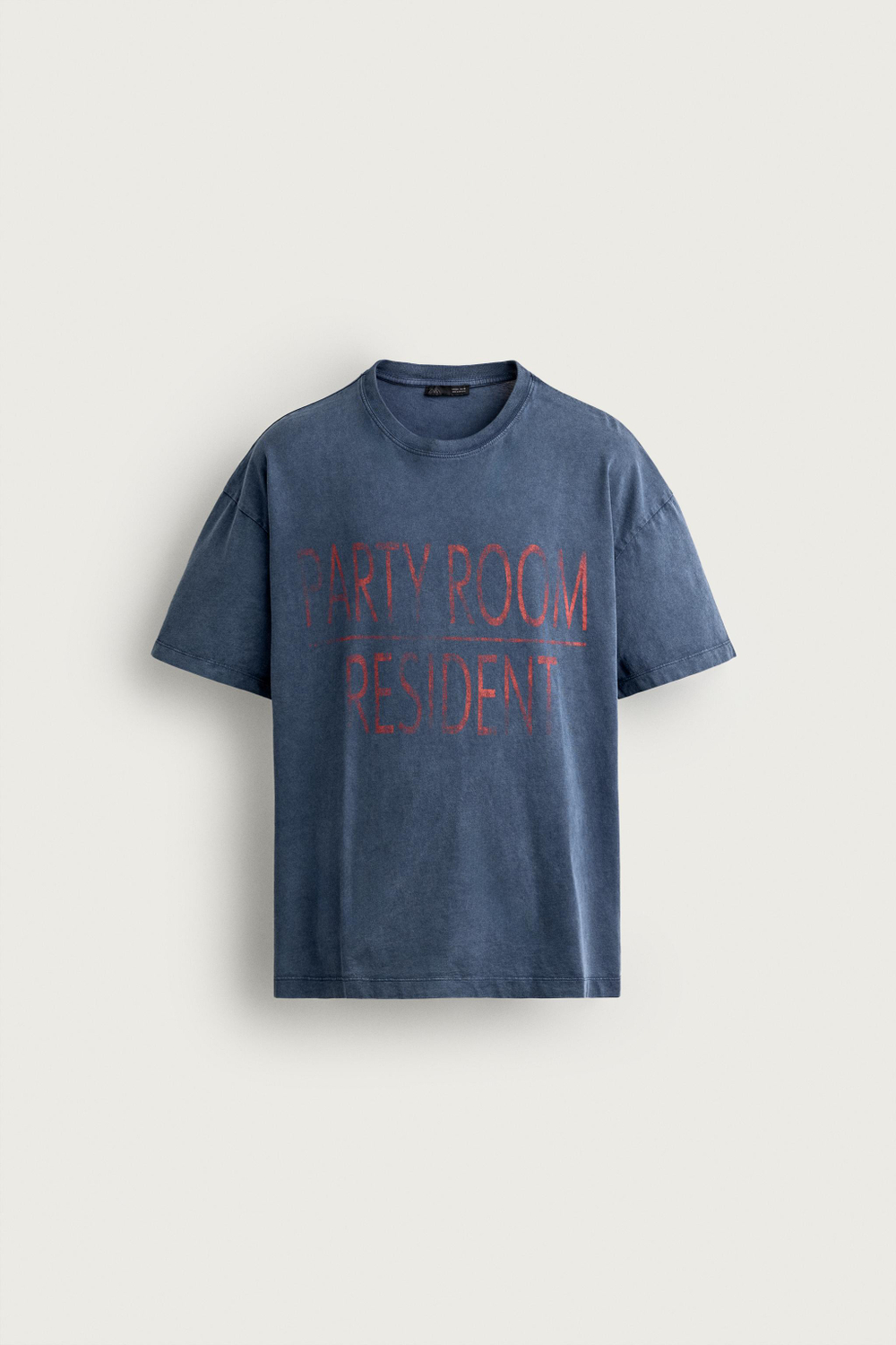 ФУТБОЛКА С НАДПИСЬЮ И ЭФФЕКТОМ ПОТЕРТОСТИ — ZARA · 0495/311