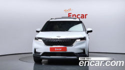 KIA Canival 9-Seater Signature — 2021