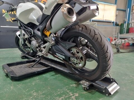 Ducati Monster 696 Plus 2013