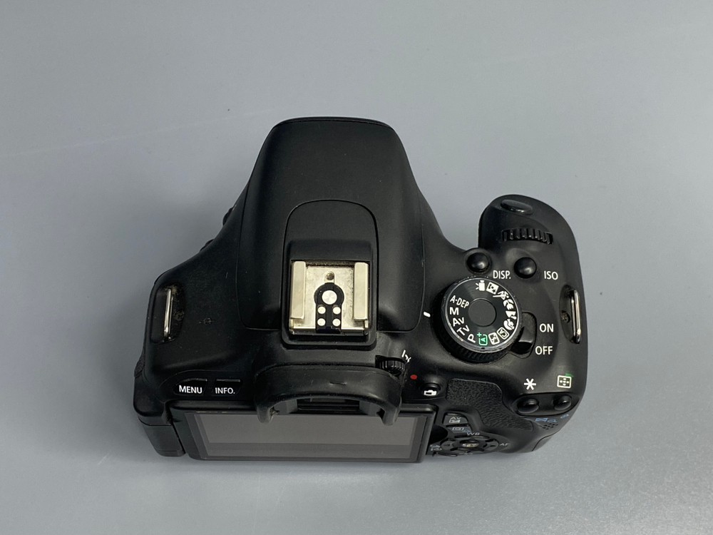 Canon EOS 600D Body — пробег 21 000 кадров