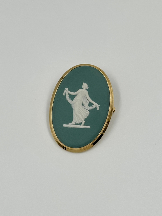 Брошь Wedgwood зелёная