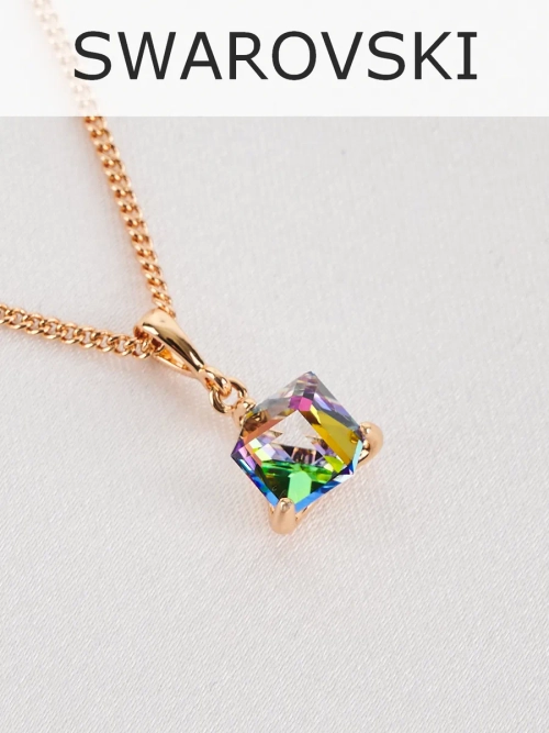 Кулон-кубик Миражи с зеленым кристаллом Swarovski в позолоте