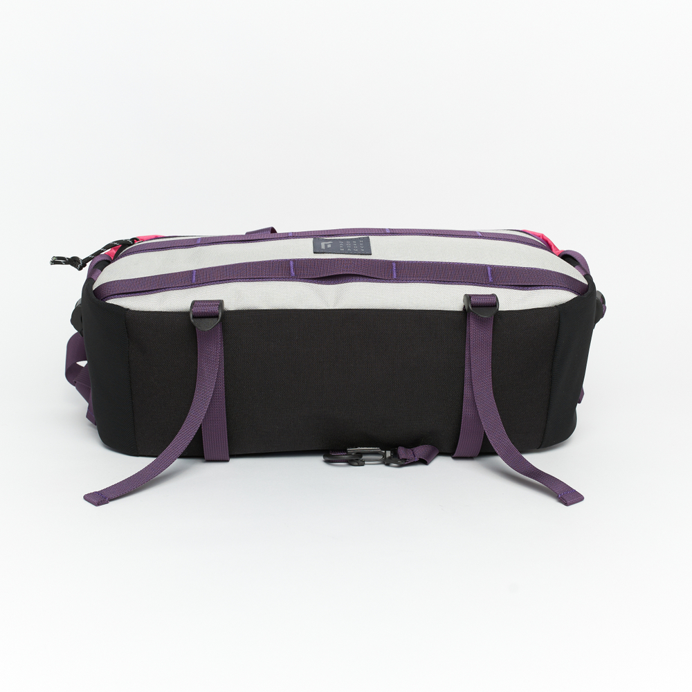 Сумка Technic Sling Baguette белый/фиолетовый/розовый