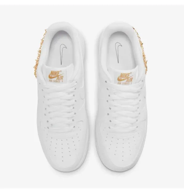Кроссовки женские NIKE WMNS AIR FORCE 1 '07 LX