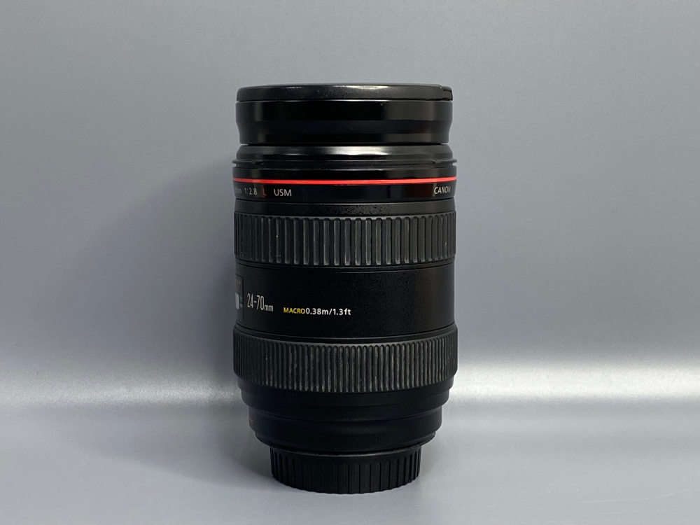 Canon EF 24-70mm f/2.8L USM — микроцарапки