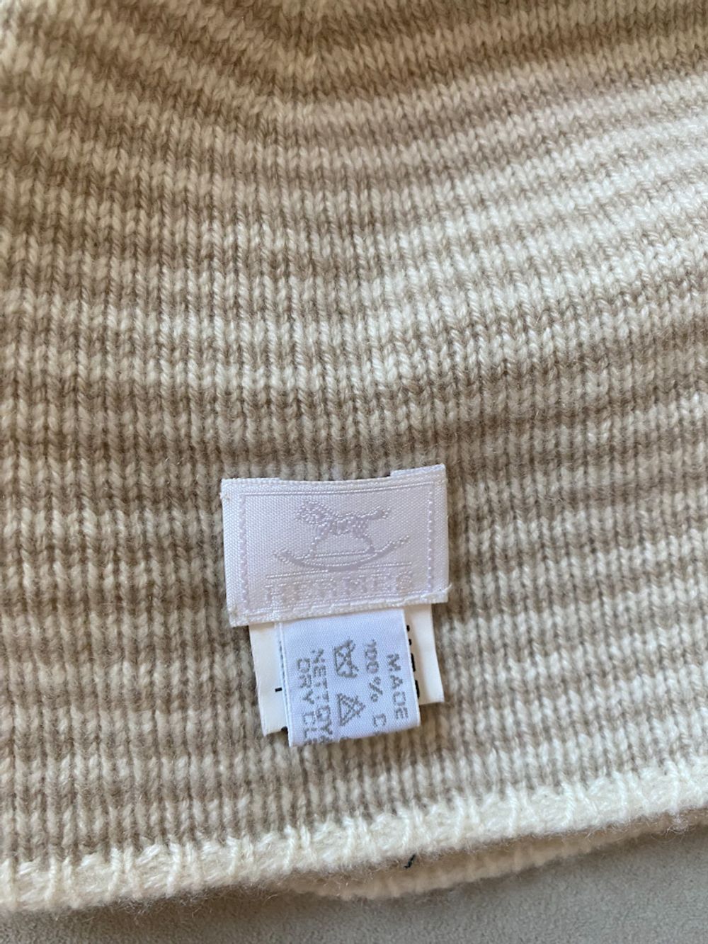 Кашемировая шапка Hermes, 68-74