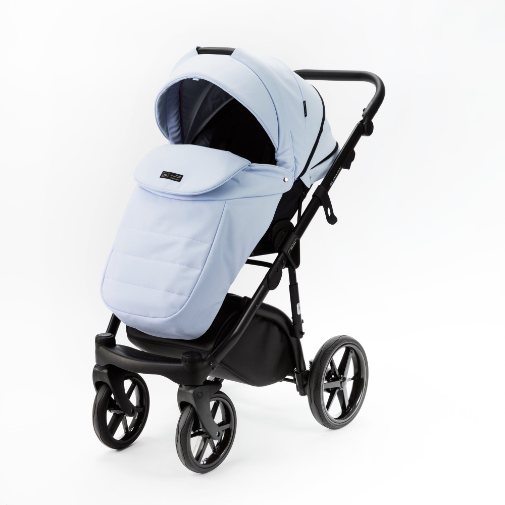 Детская универсальная коляска Adamex NOLA Deluxe 2 в 1 N-SA17 (Голубая экокожа)