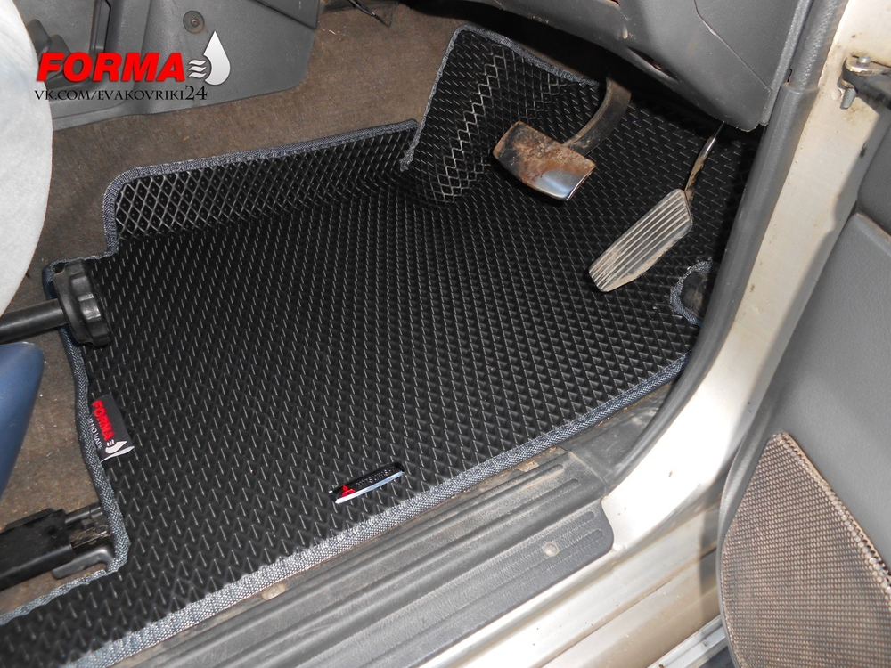 Mitsubishi Pajero 2 поколение V30/V40 (01.1991 - 08.1999) правый руль