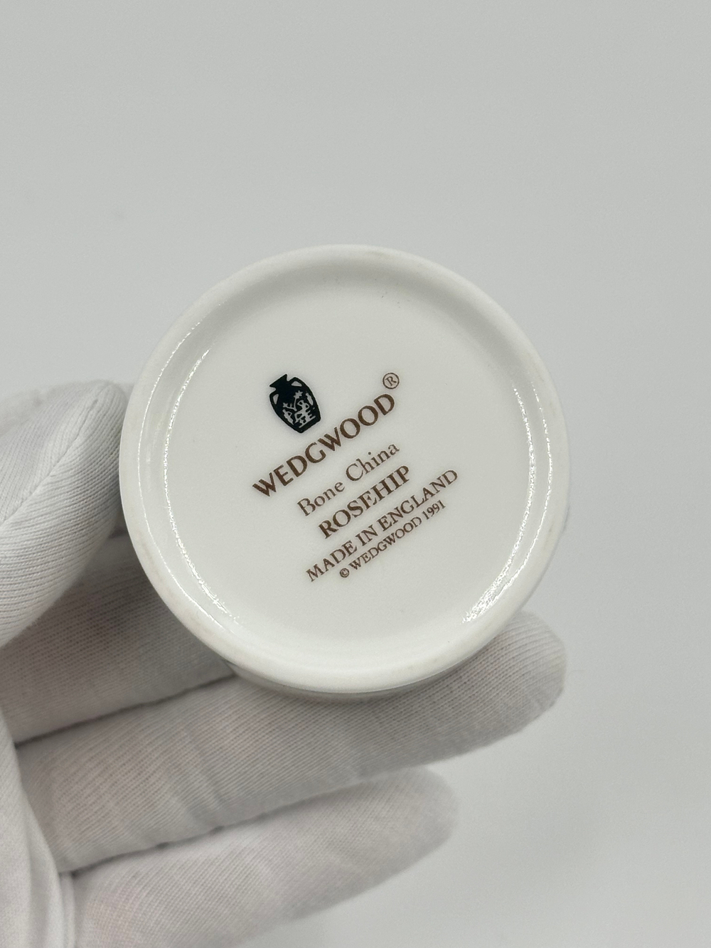 Миниатюрная шкатулка Wedgwood Roseship