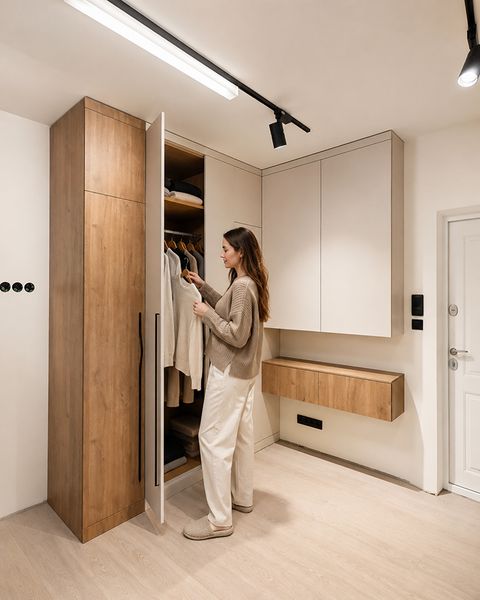 Шкафы и подвесная консоль для прихожей