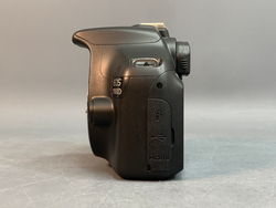 Canon EOS 1100D kit EF-S 18-55mm 3.5-5.6 ll 30 кадров