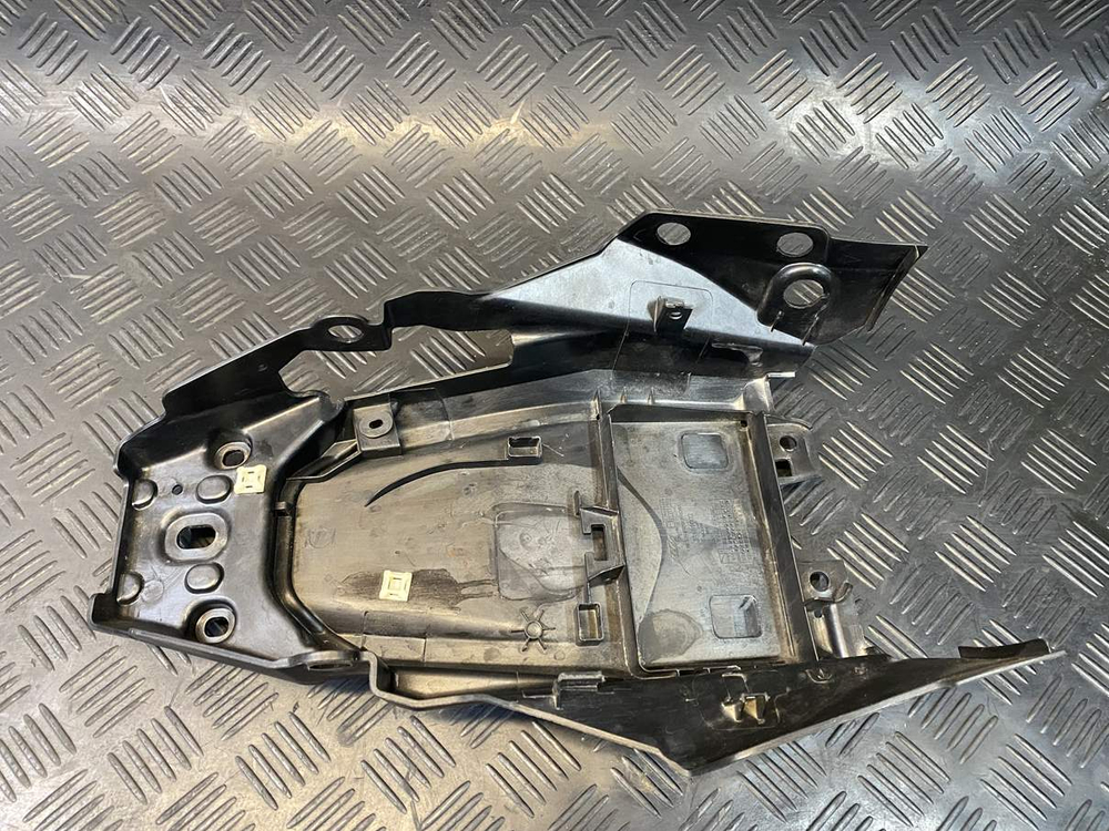 Подкрылок KTM 250 Duke 2020 JP181002