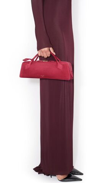 ALAÏA КЛАТЧ LE TECKEL ИЗ ЗАМШИ, МАЛИНОВЫЙ