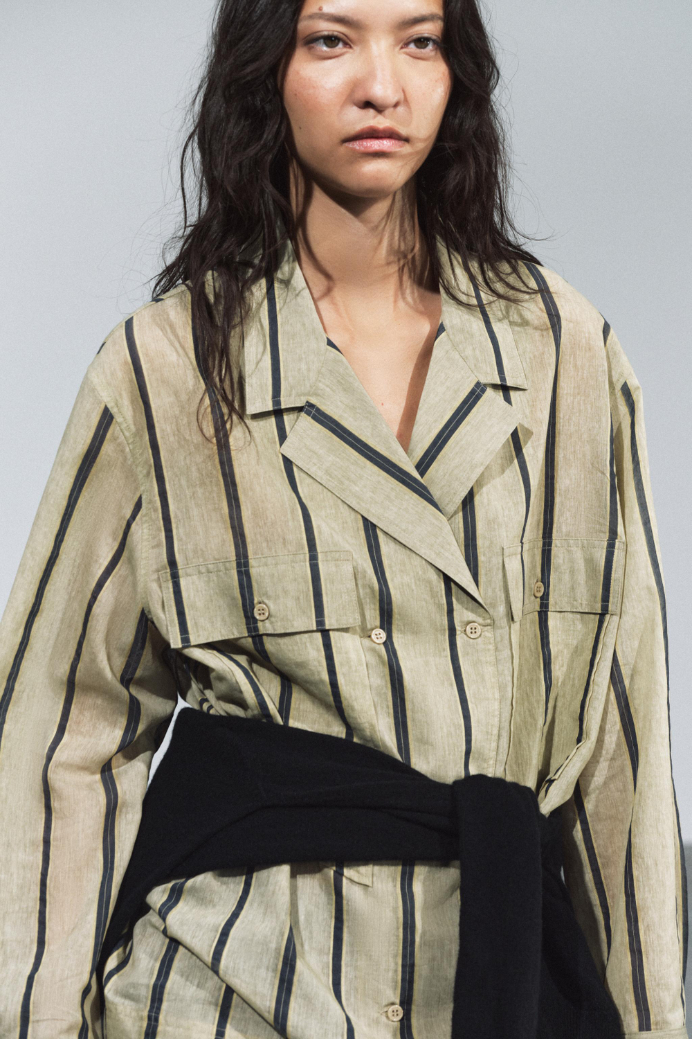 РУБАШКА С ЗАПАХОМ И КАРМАНАМИ — ZW COLLECTION — ZARA