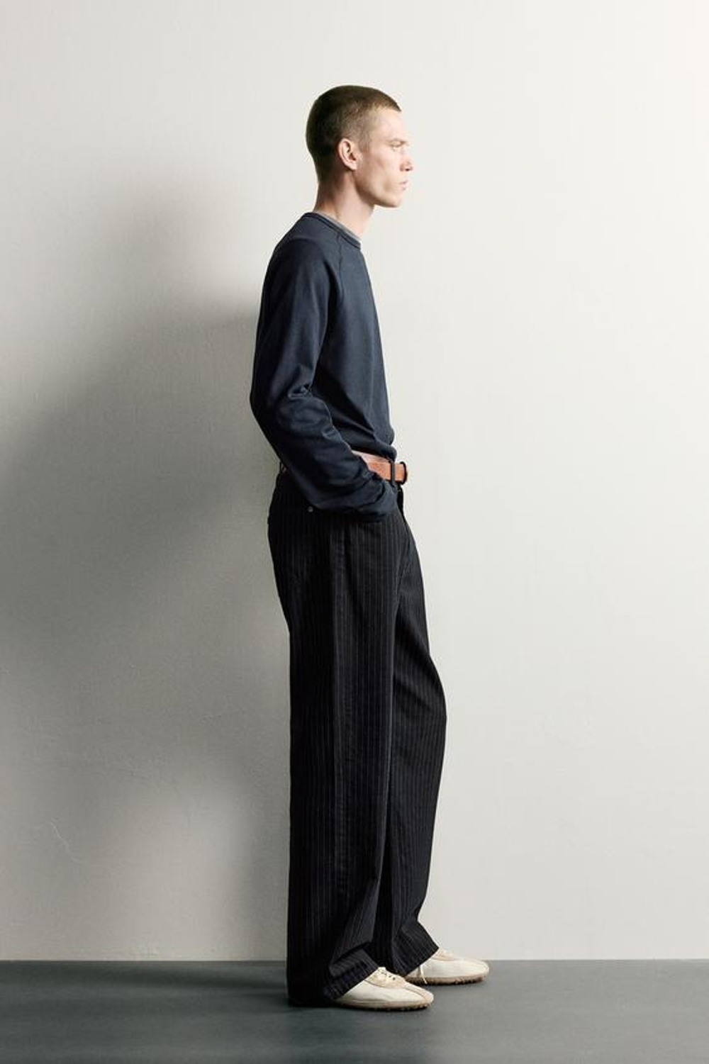 ZARA ДЖИНСЫ LOOSE FIT В ПОЛОСКУ, ТЕМНЫЙ ИНДИГО