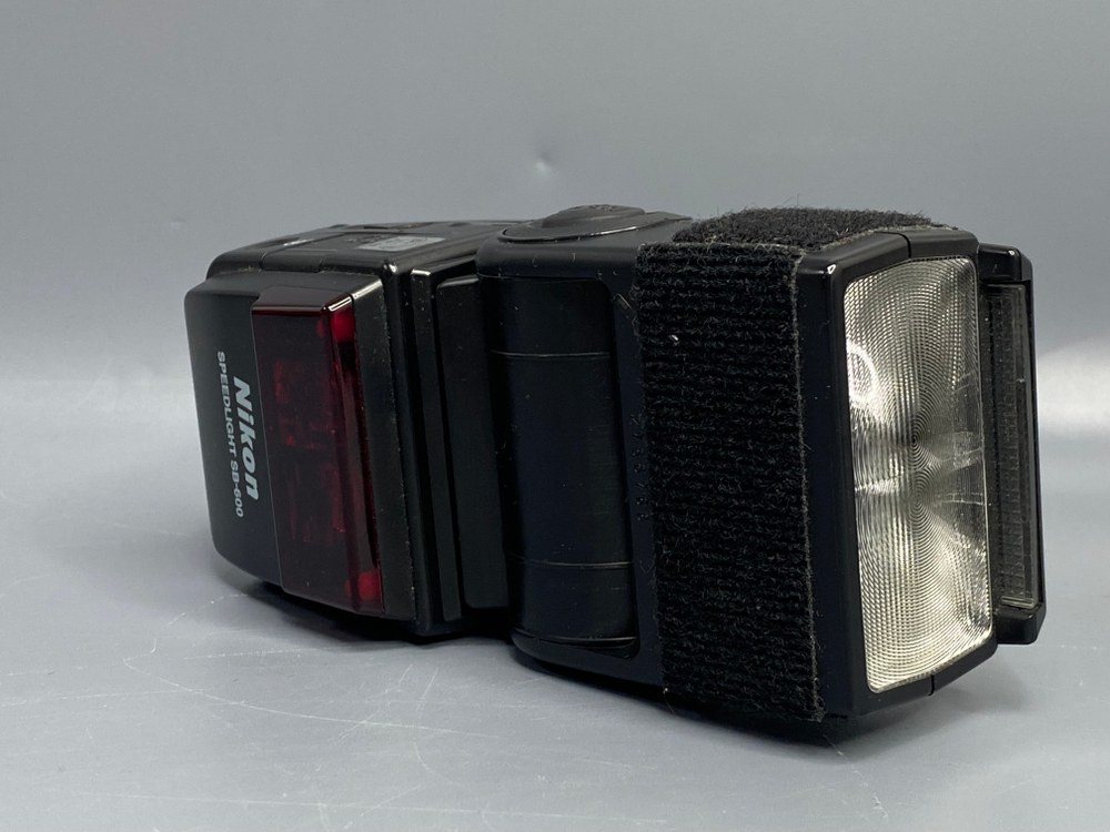 Nikon Speedlight SB-600