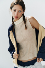 КОМБИНИРОВАННАЯ ФУТБОЛКА С ВОРОТНИКОМ-СТОЙКОЙ — ZARA