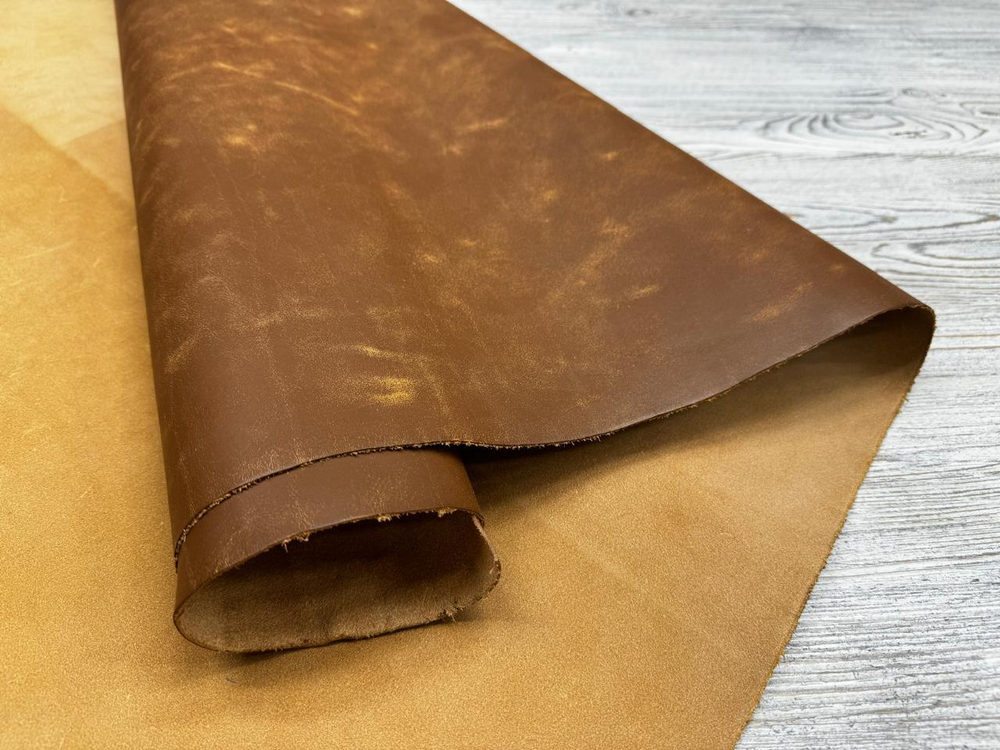 Коричневая кожа Ottiva Crash Brown с эффектом кракелюра и мелкозернистой фактурой