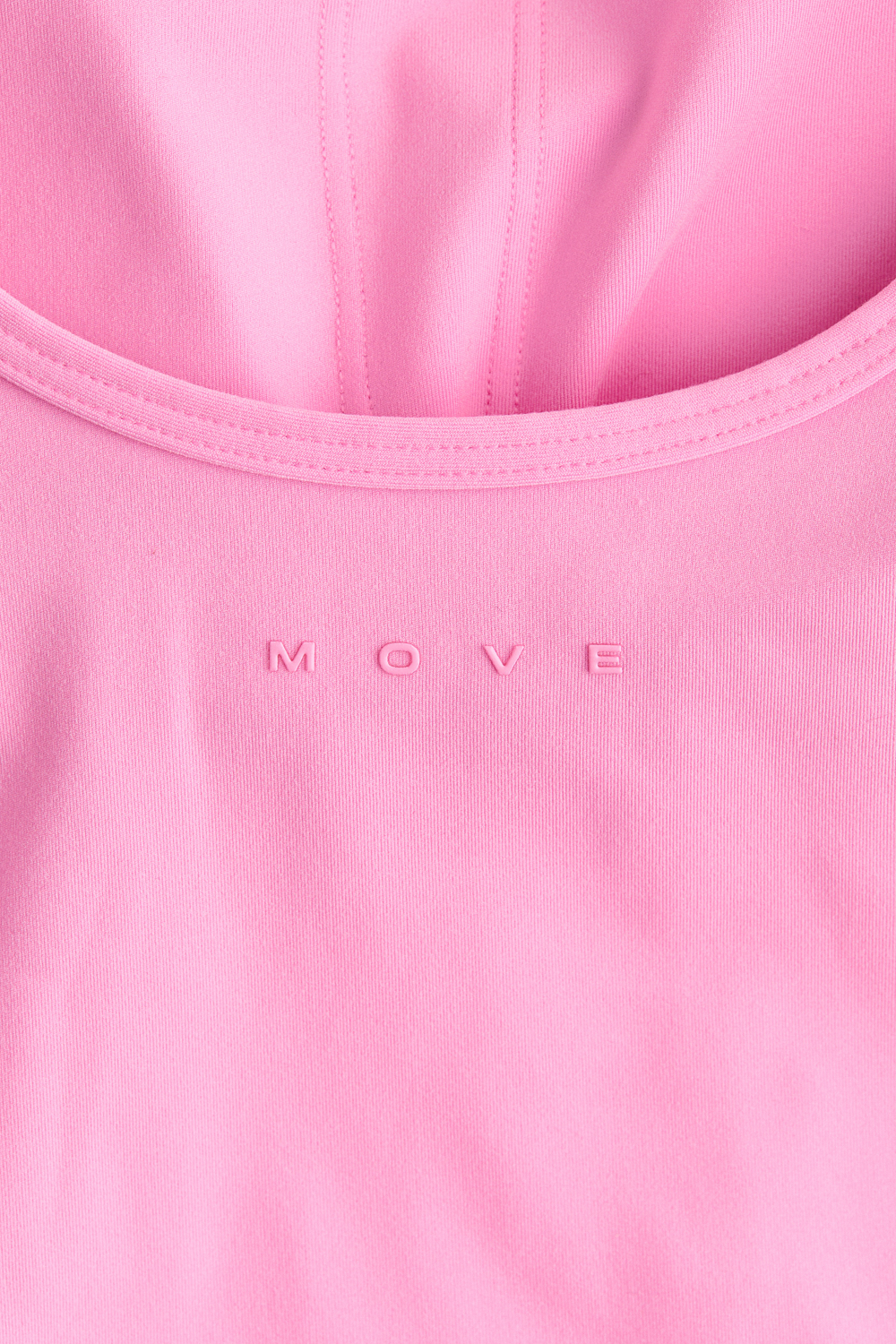Спортивный топ на бретелях со встроенным бюстгальтером SoftMove™ — глубокий вырез, глубокий круглый вырез - H&M