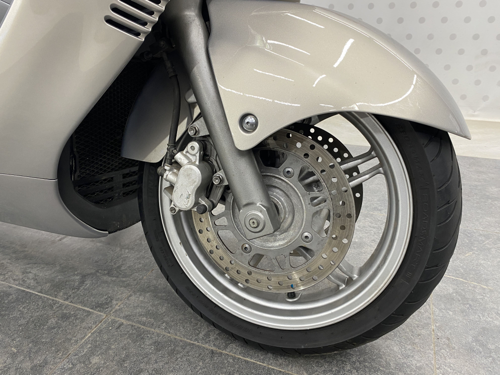 Suzuki Skywave 650 , 2002