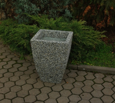 Цветочница бетонная Балтема