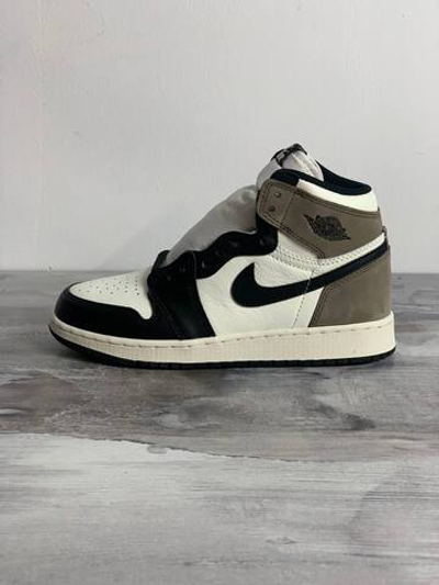 Air Jordan 1 High OG “Dark Mocha”