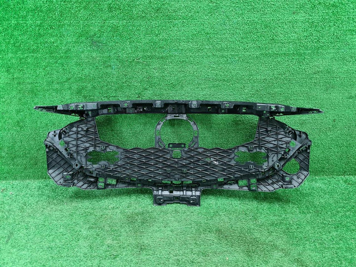 Кронштейн решетки радиатора Mazda CX-4 1 (19-24)
