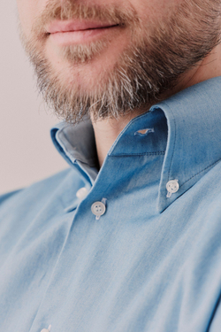 Рубашка button-down (с воротником на пуговицах) из денима голубая