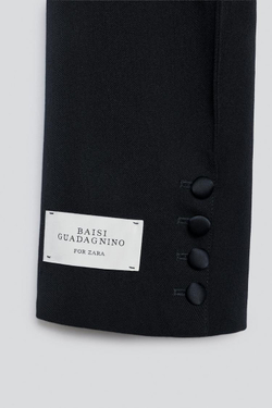 ZARA X BAISI GUADAGNINO УКОРОЧЕННЫЙ БЛЕЙЗЕР, ЧЕРНЫЙ