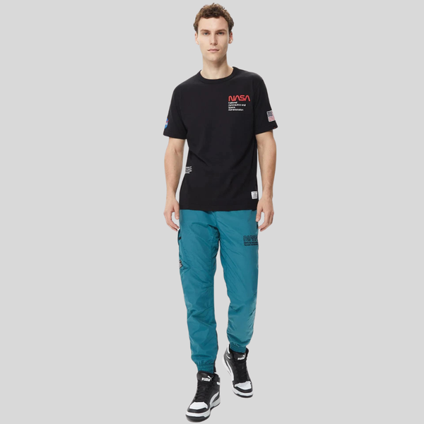 Футболка Alpha Industries Nasa Worm Logo Tee Black (Черная)