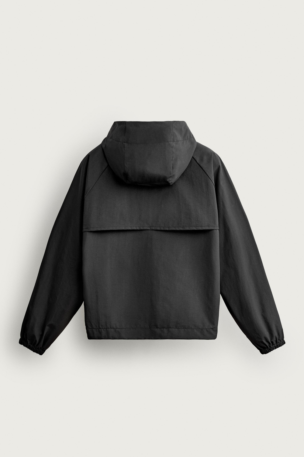 ZARA КУРТКА СВОБОДНОГО КРОЯ С ВОДООТТАЛКИВАЮЩИМ ПОКРЫТИЕМ, ЧЕРНЫЙ