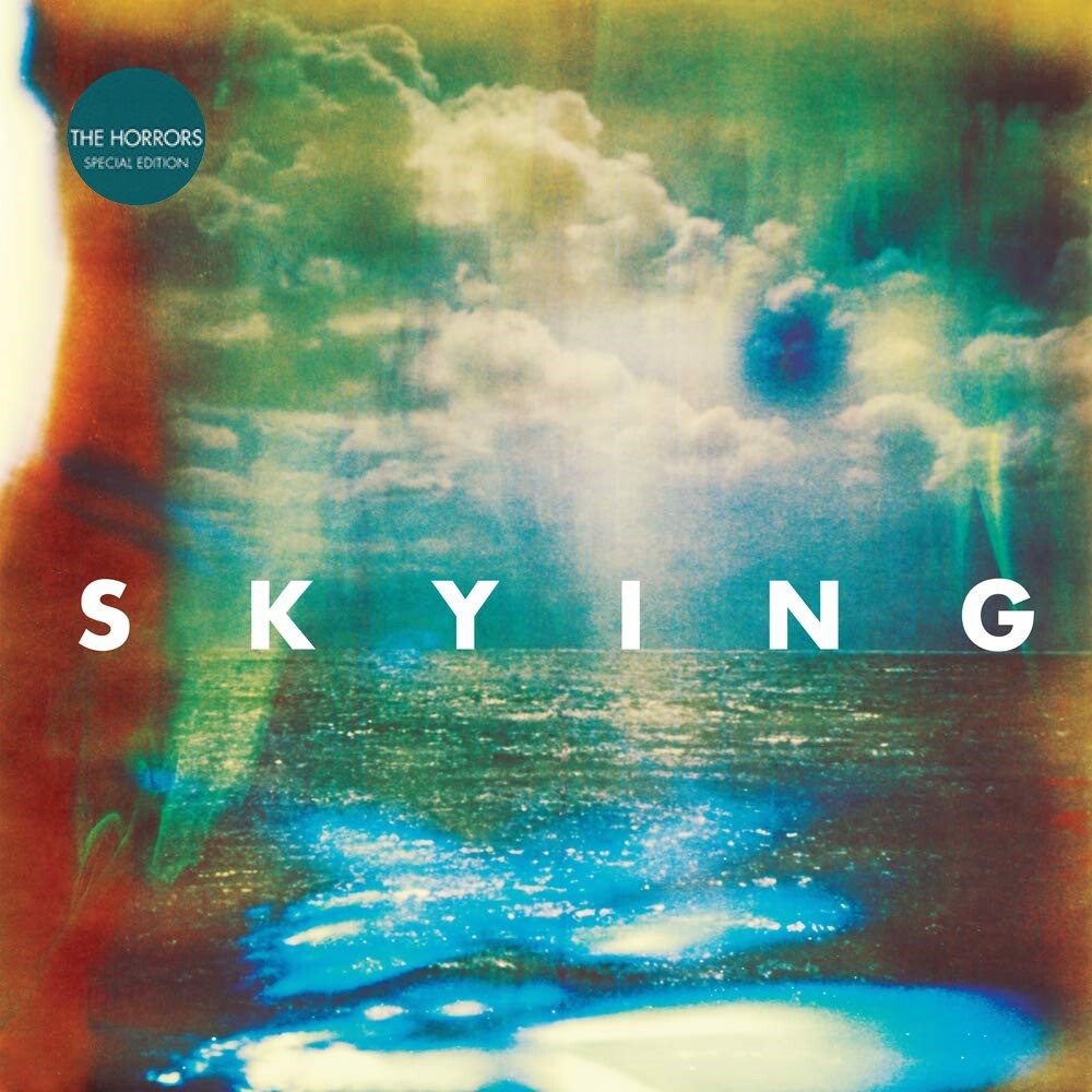 Horrors	Skying