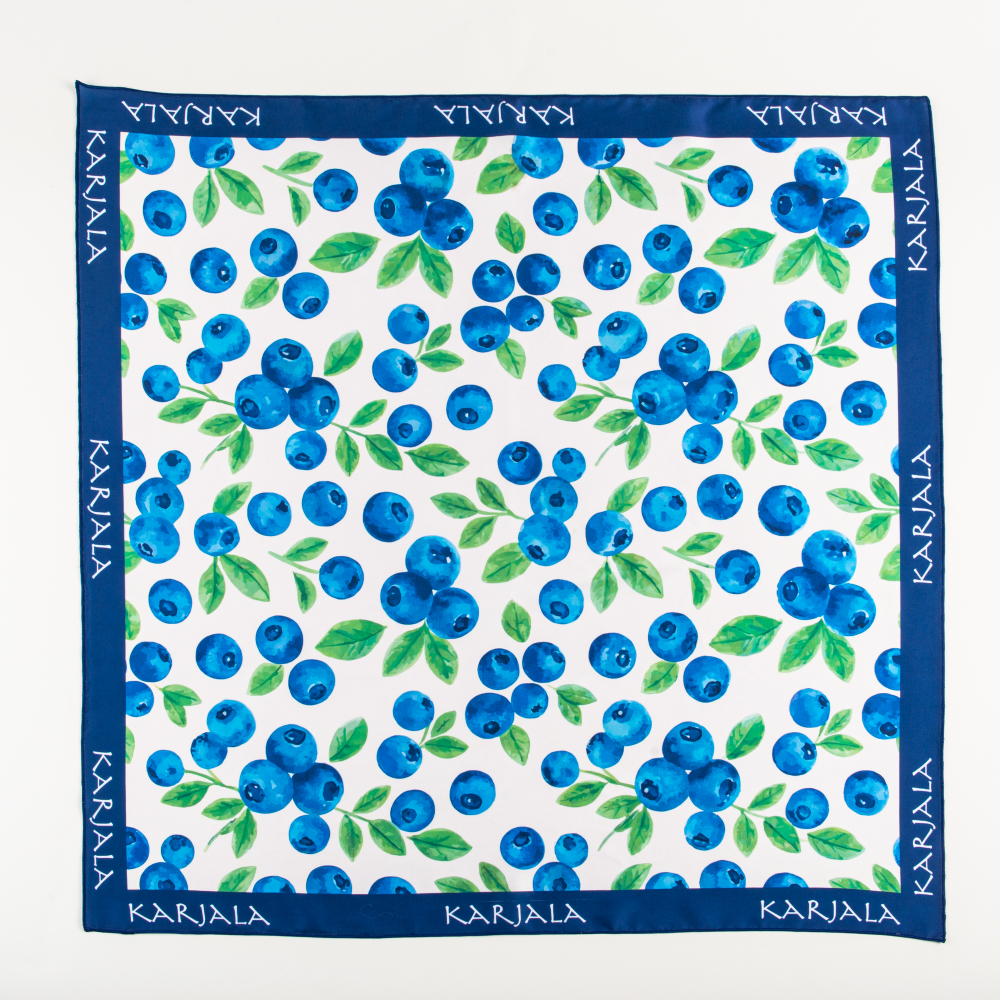 Шейный платок «Карельская черника», 70×70 см