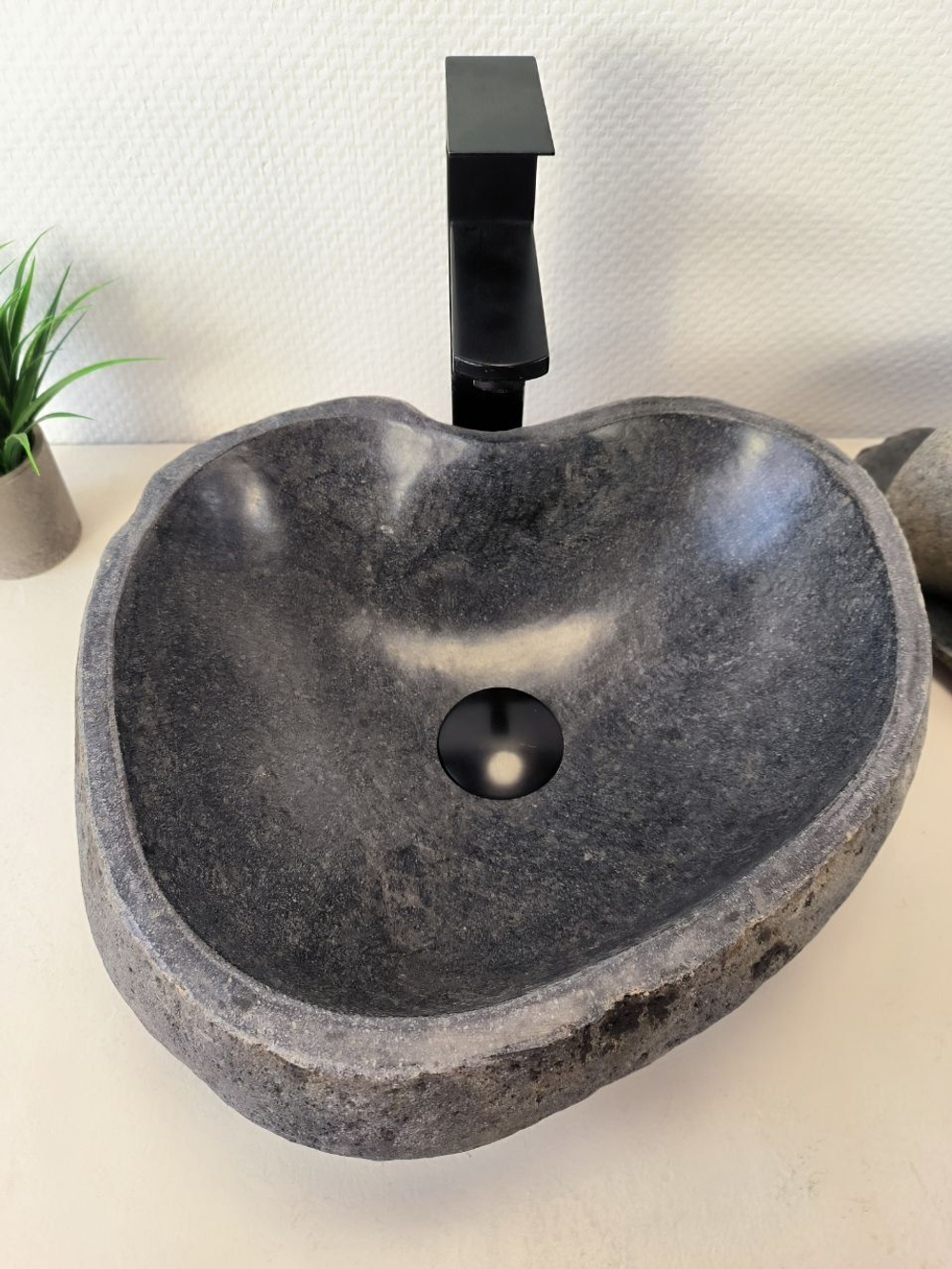Раковина из речного камня RS-65974 39х37х15 из натурального камня