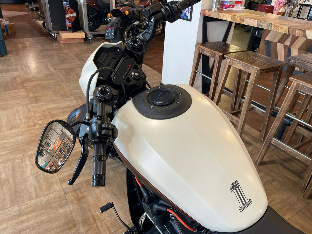 Harley-Davidson FXDR 114 (2018)