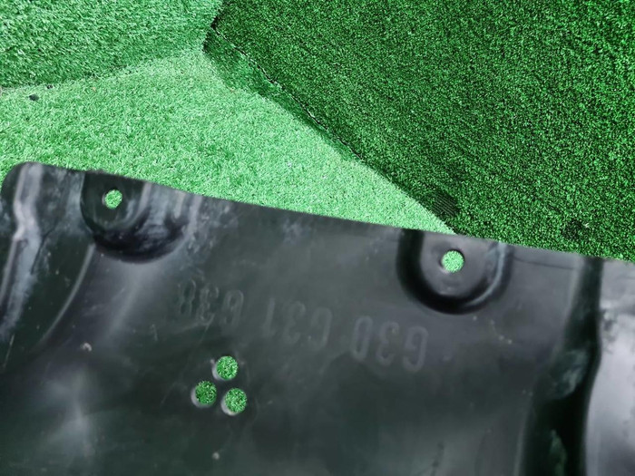 Подкрылок передний правый BMW 5er G30 (2017-2020)