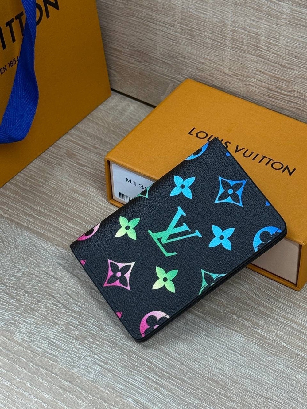 Визитница Louis Vuitton