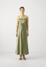 MAX MARA