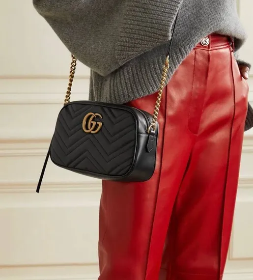Мини-сумка Gucci GG Marmont с матовой отделкой черный