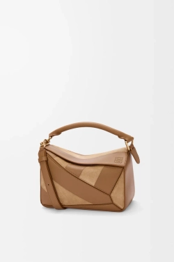 Loewe Маленькая сумка Puzzle из классической телячьей кожи и замши, светло-коричневый