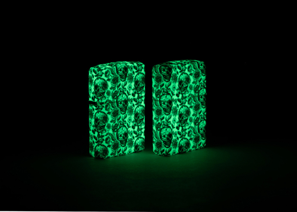 Зажигалка Zippo Skeleton с покрытием Glow in the Dark Green, латунь/сталь, серая, 38x13x57 мм